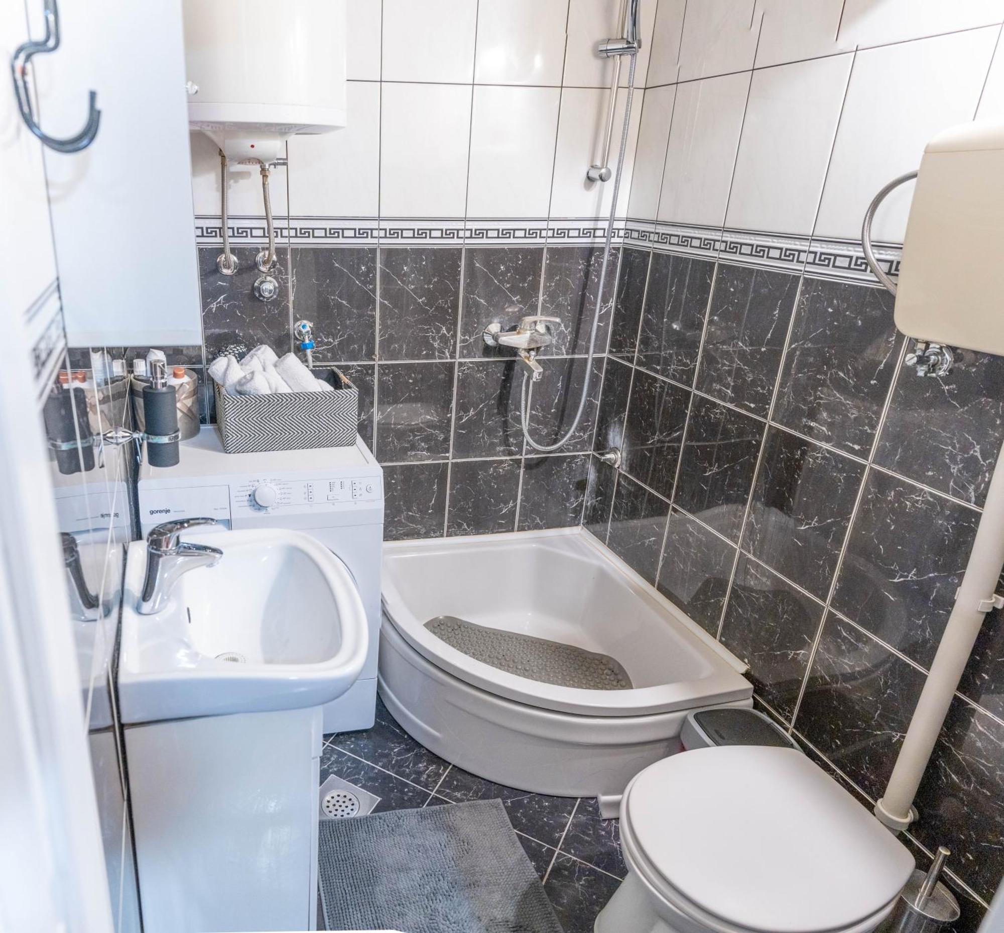 Apartman Lili 克宁 外观 照片